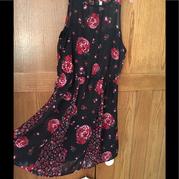 Dress black with pink roses Romantic - Picture 2 of 7